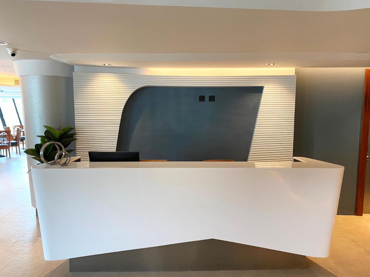 The Oceanic Sportel Phuket - Sha Extra Plus Exterior foto Reception desk at the new building