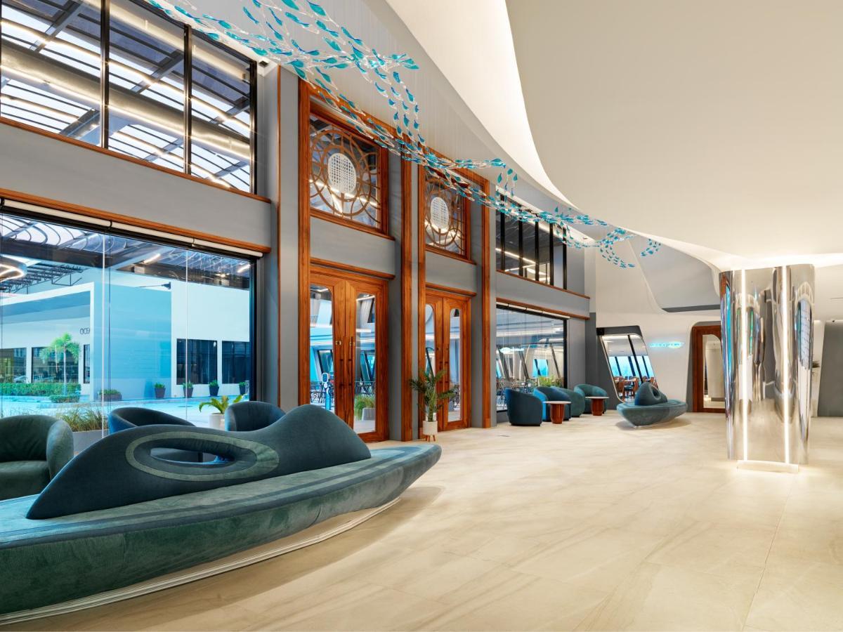 The Oceanic Sportel Phuket - Sha Extra Plus Exterior foto Interior of the hotel